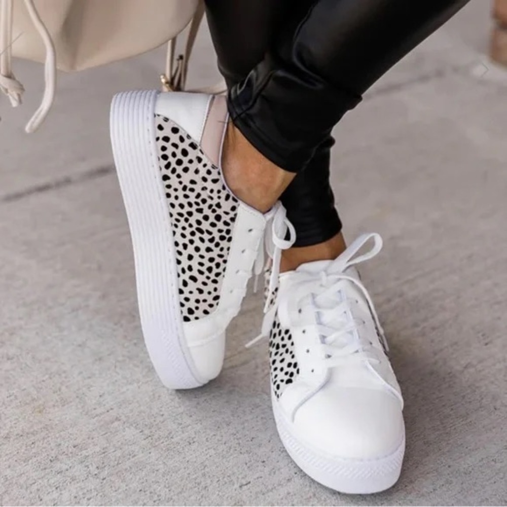 Qupid Willis Sneakers, Stone/Black/Leopard Suede Shoes, Size 7, NWT - Picture 2 of 11